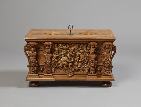 Coffre de Mariage en noyer d&rsquo;époque XVIe